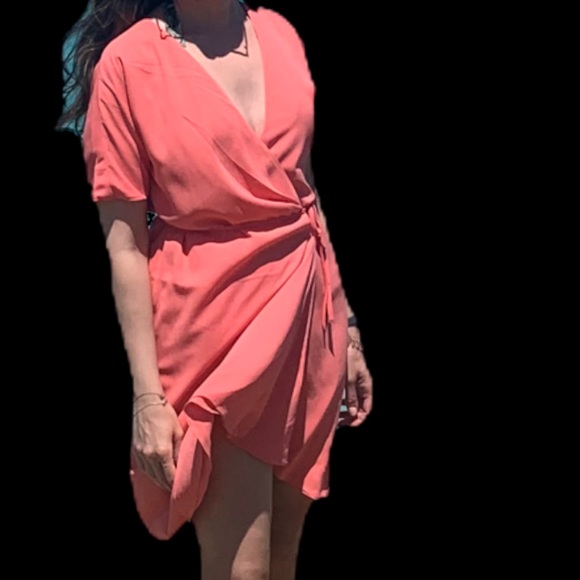 Babaton Wallace Dress - Picture 3 of 4